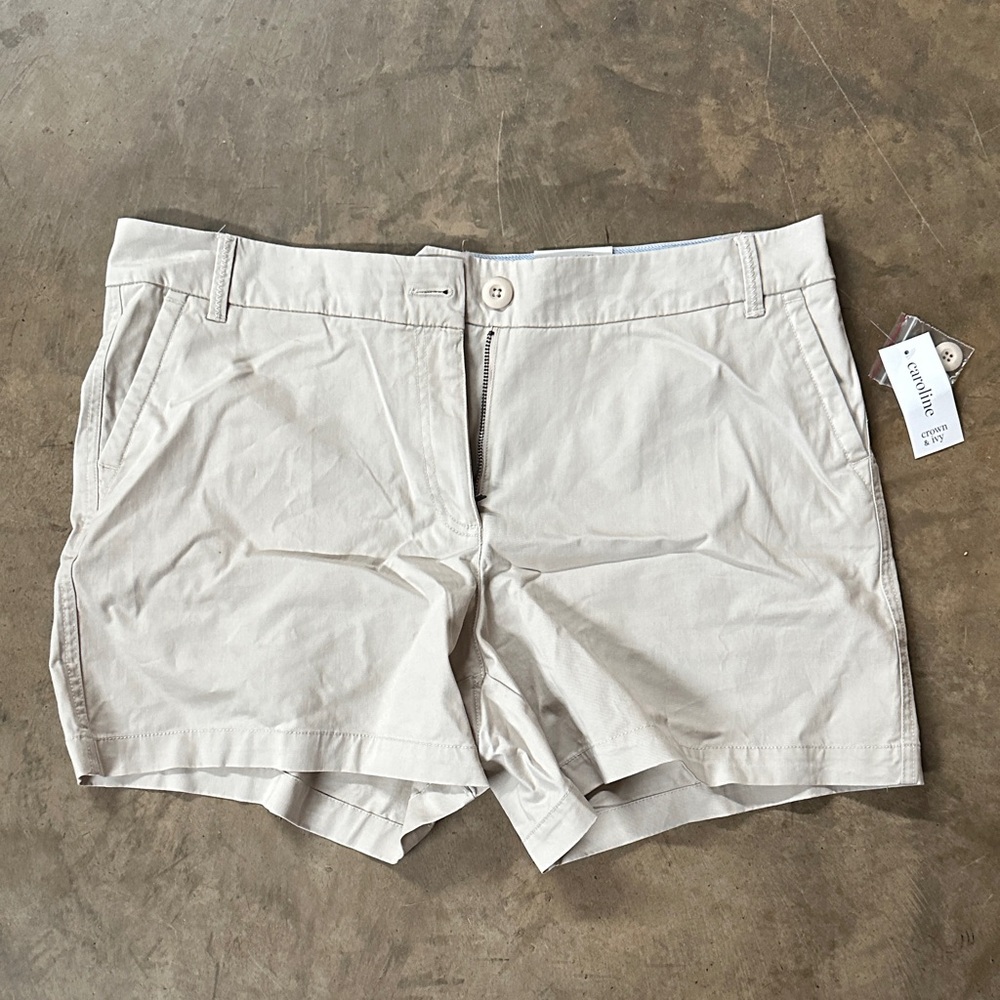 crown & ivy Women's Light Tan Cargo Shorts